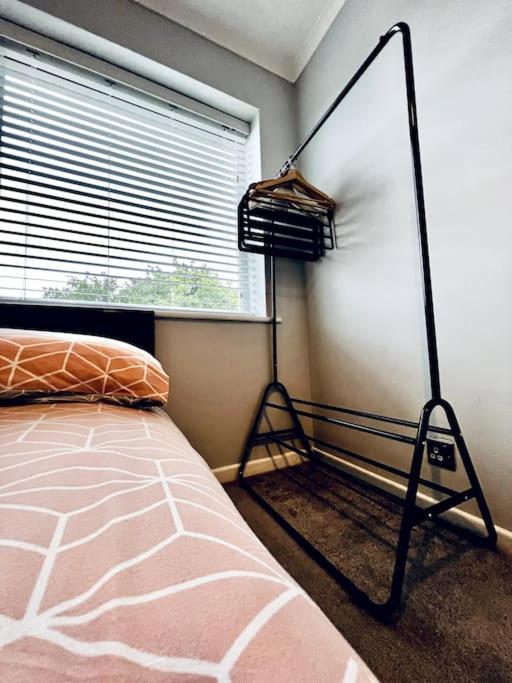 Willa Entire Modern House In Tamworth - 2 Double Beds + Free Parking Zewnętrze zdjęcie